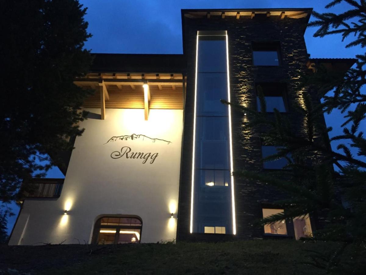 Guesthouse Rungg Badia (South Tyrol) Luaran gambar