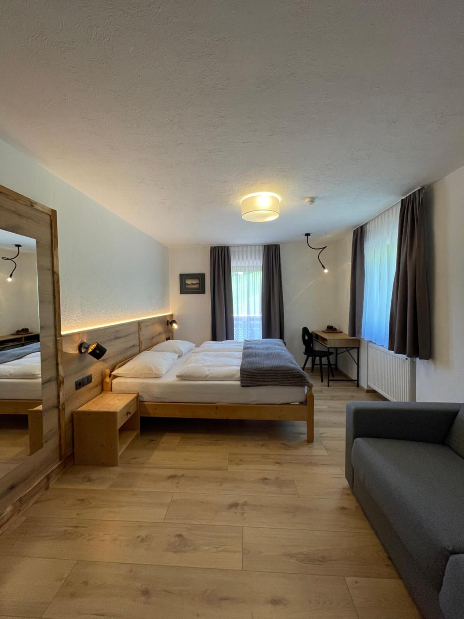 Guesthouse Rungg Badia (South Tyrol) Luaran gambar