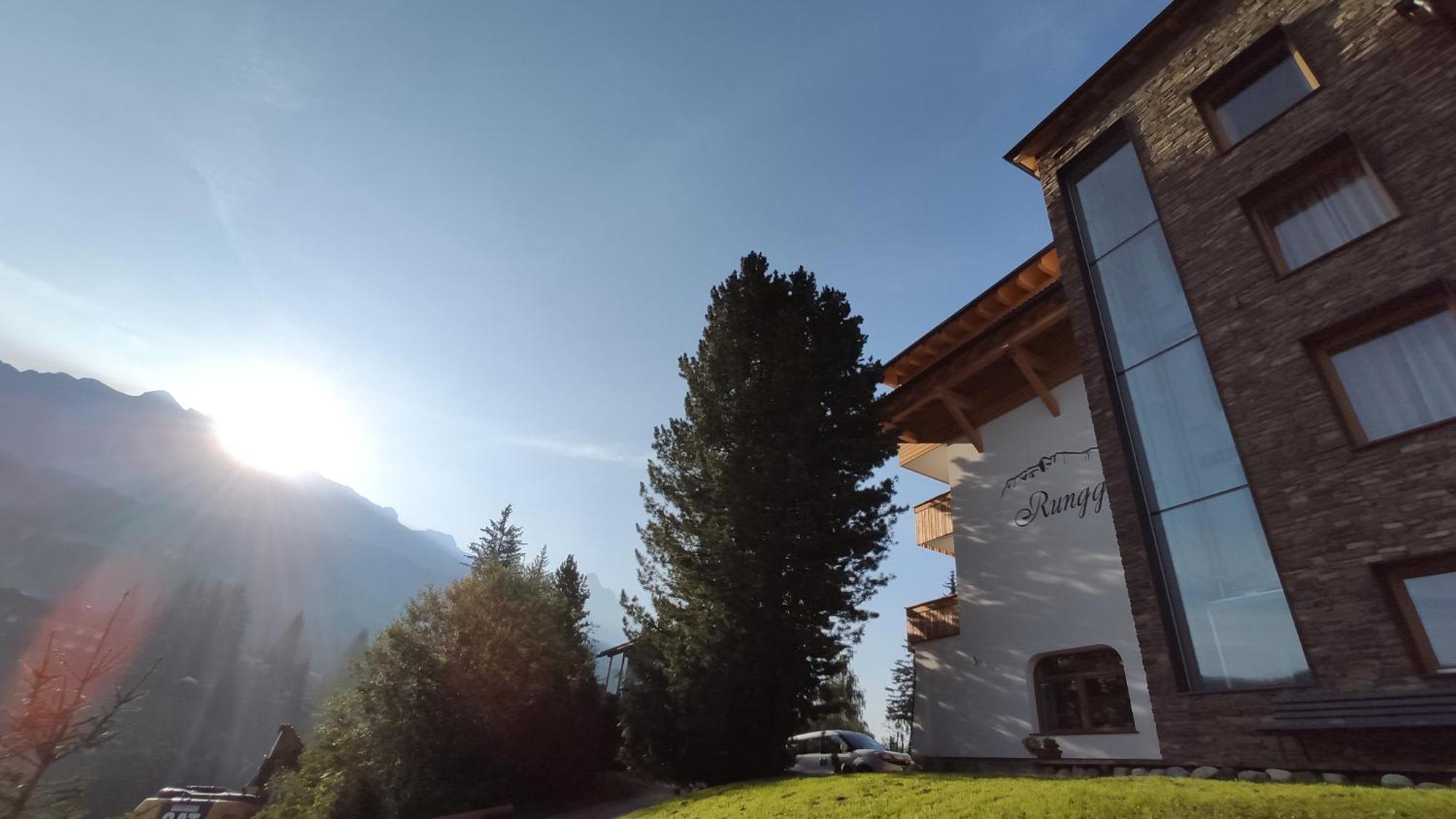 Guesthouse Rungg Badia (South Tyrol) Luaran gambar