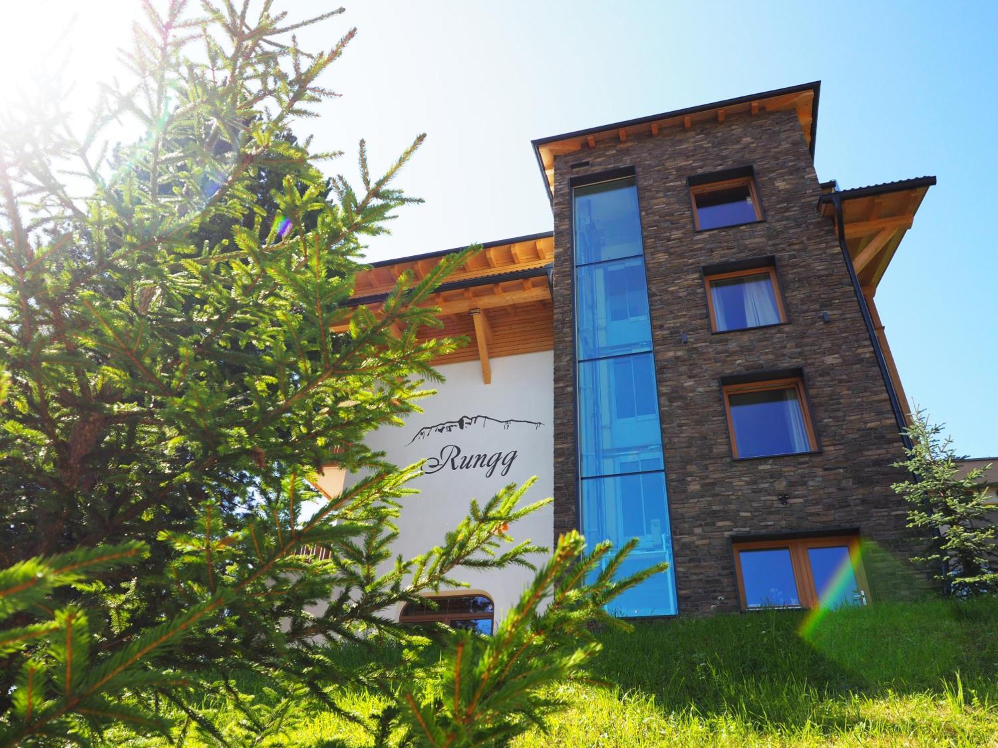 Guesthouse Rungg Badia (South Tyrol) Luaran gambar