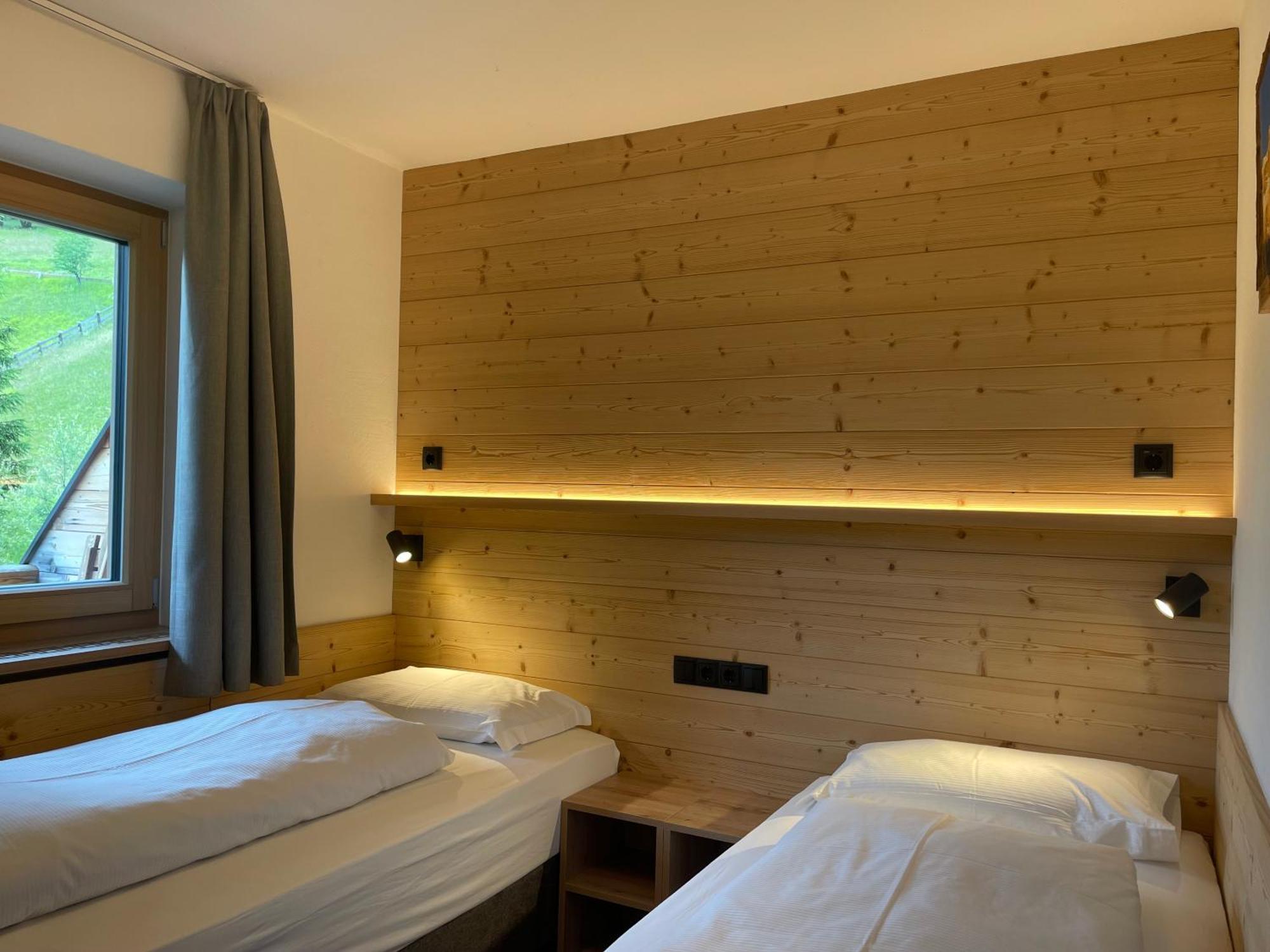 Guesthouse Rungg Badia (South Tyrol) Luaran gambar